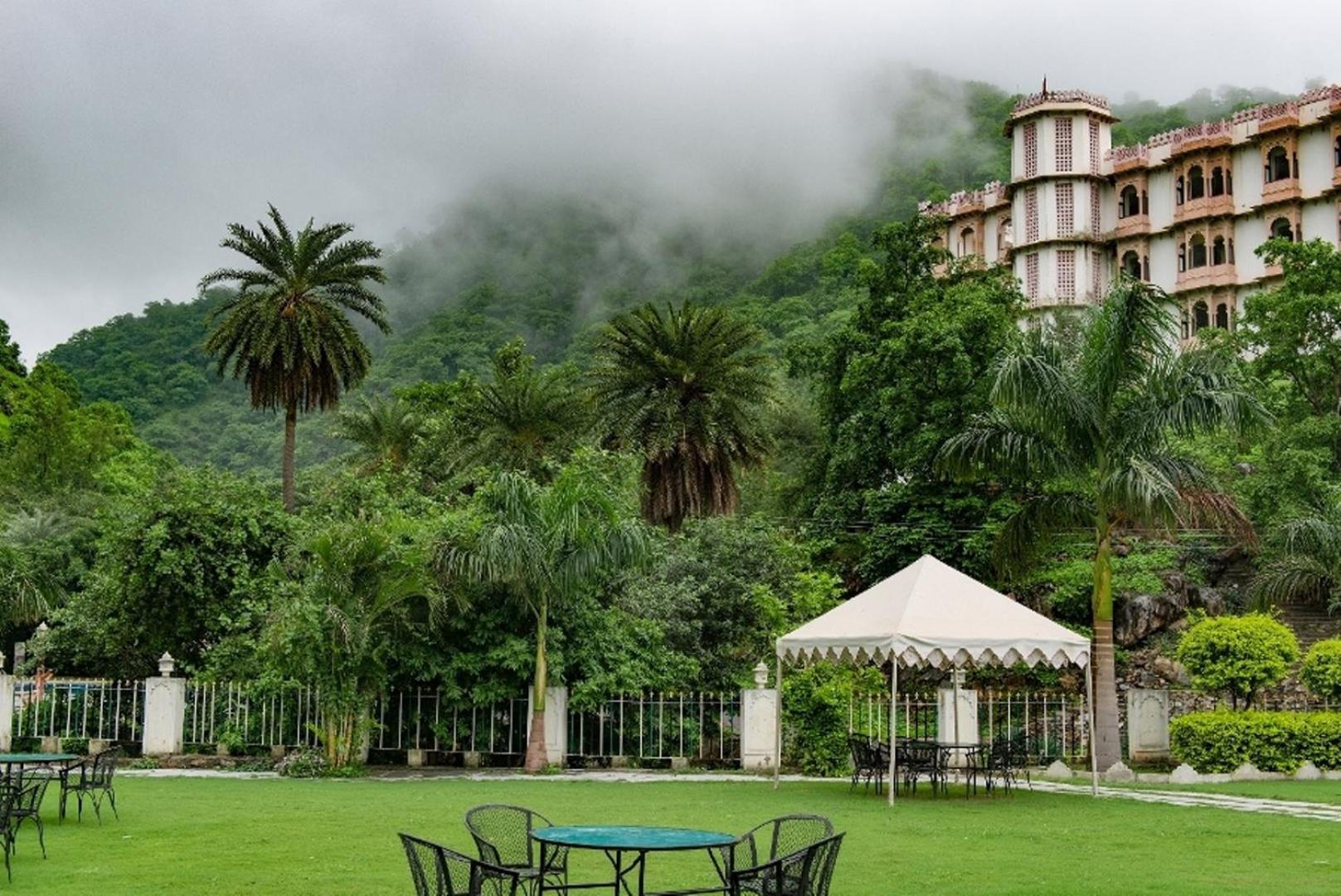Aaram Baagh - A Luxury Nature Resort Udaipur Exterior foto
